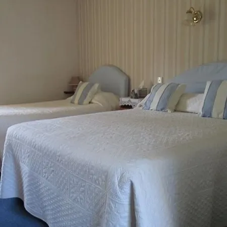 Bed & Breakfast Grey Gables